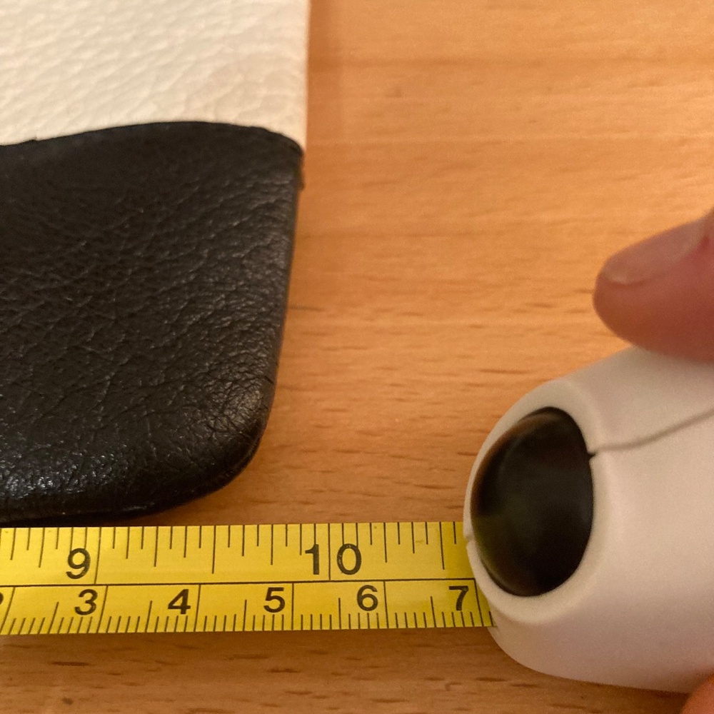 Kate Spade New York Southport Avenue Gia Clutch Purse Pebbled Leather EUC - Picture 11 of 12